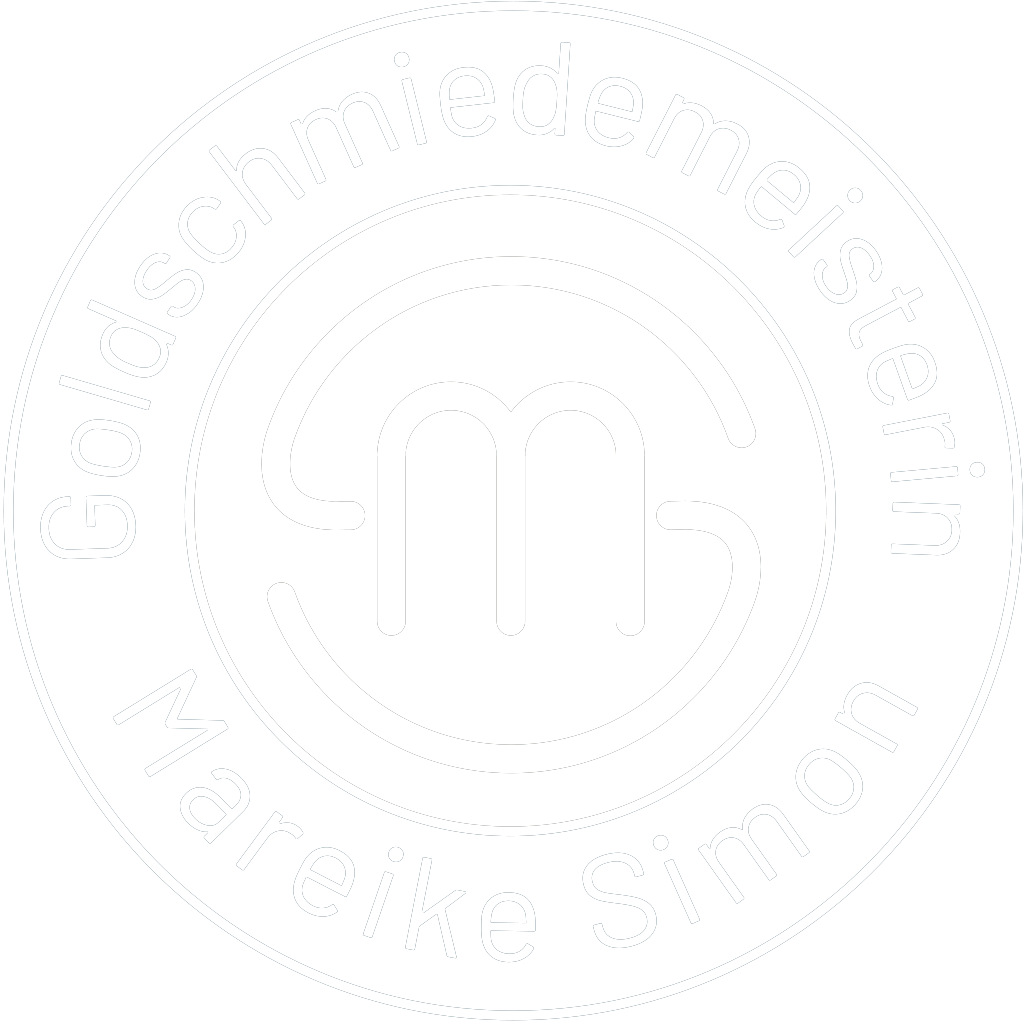 Goldschmiedemeisterin Mareike Simon